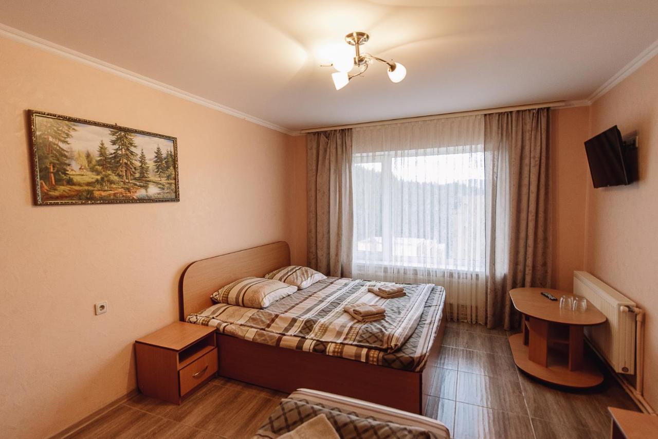 Toga Hotel Яблуниця Екстериор снимка