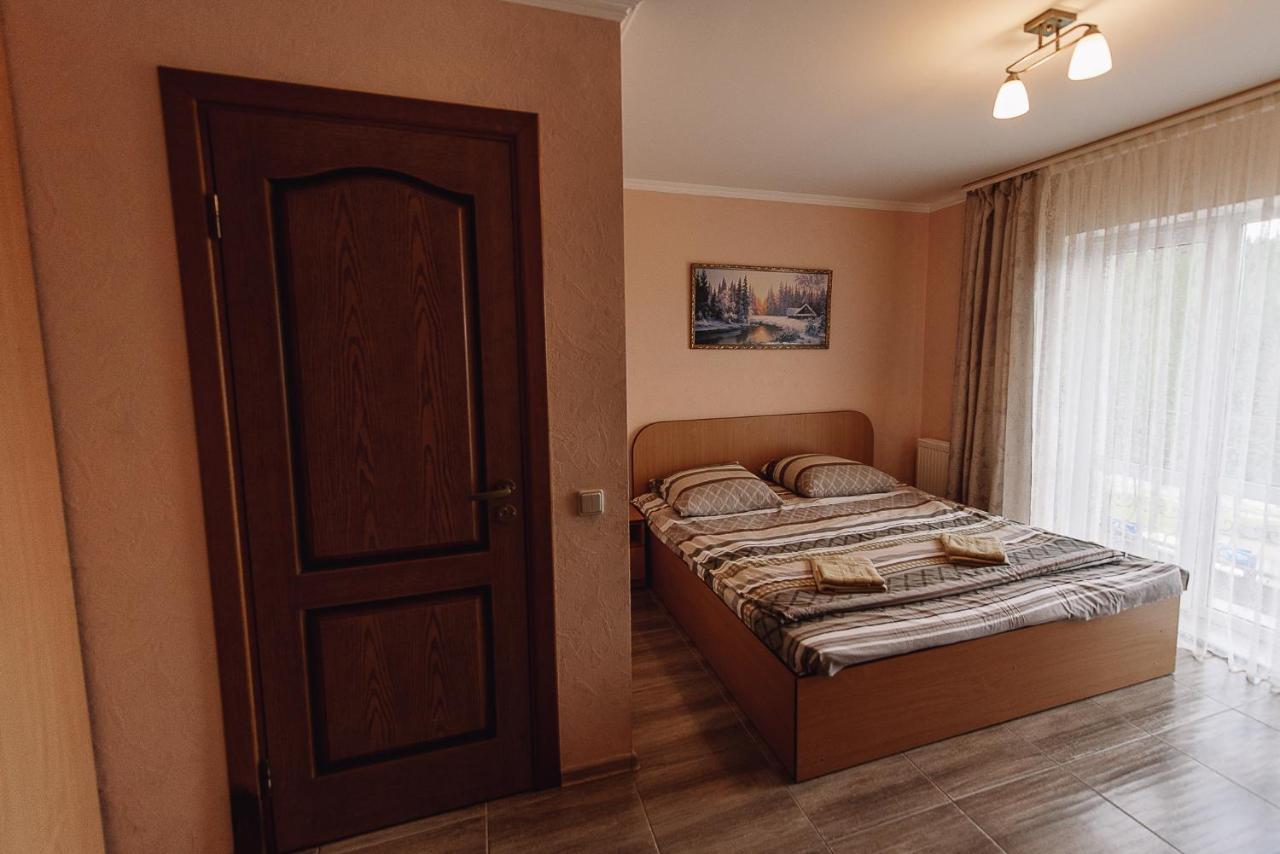 Toga Hotel Яблуниця Екстериор снимка