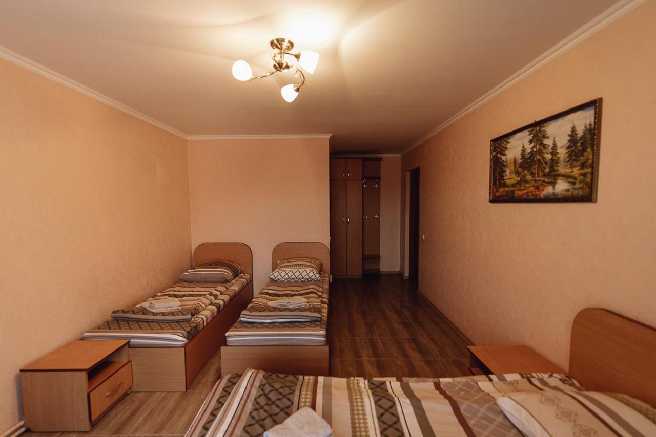 Toga Hotel Яблуниця Екстериор снимка