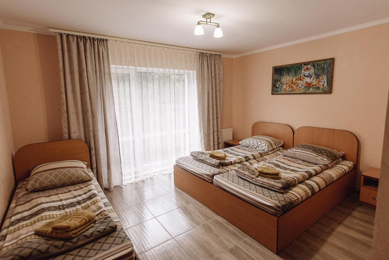 Toga Hotel Яблуниця Екстериор снимка