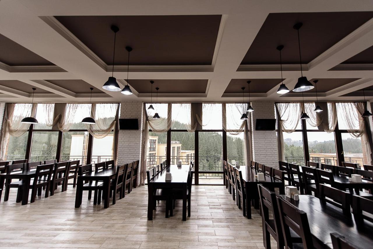 Toga Hotel Яблуниця Екстериор снимка