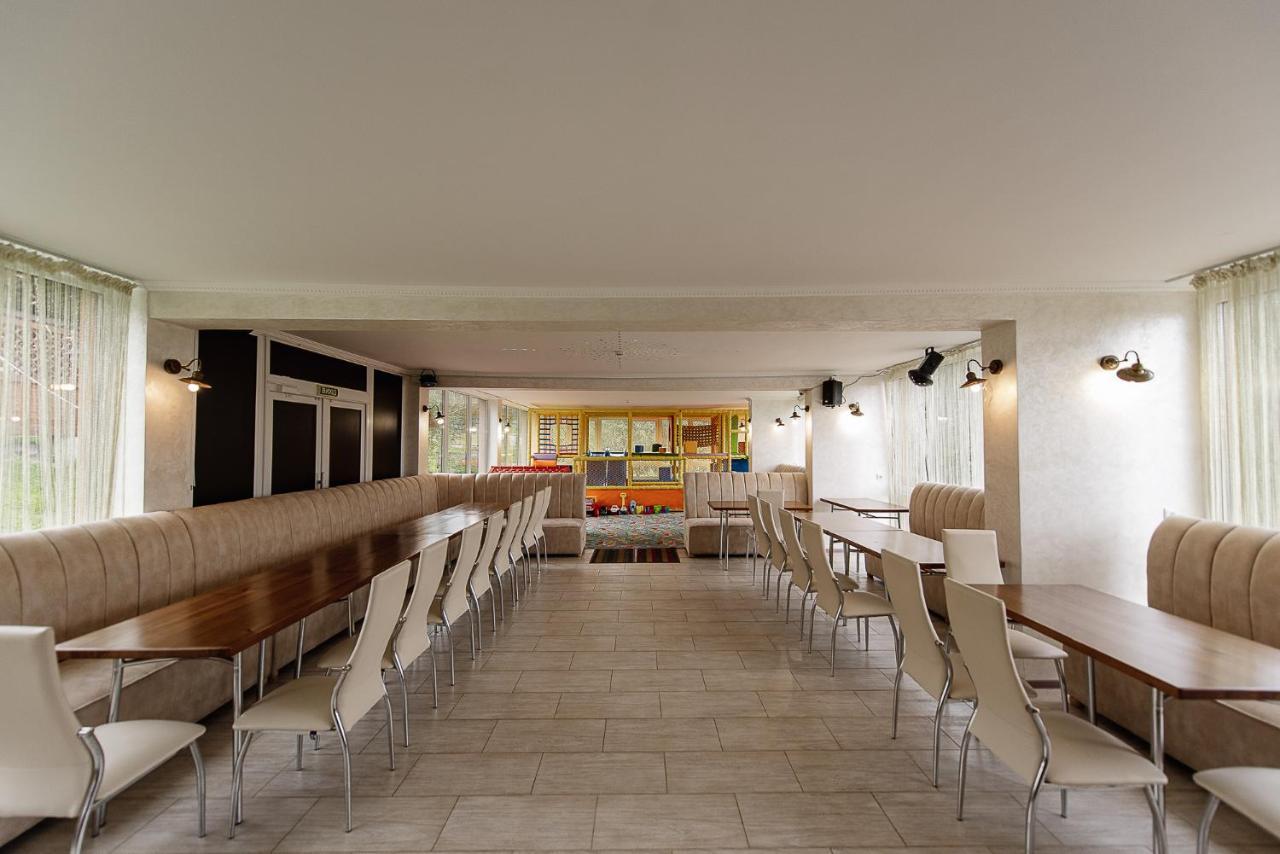 Toga Hotel Яблуниця Екстериор снимка