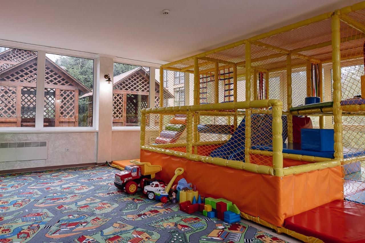 Toga Hotel Яблуниця Екстериор снимка