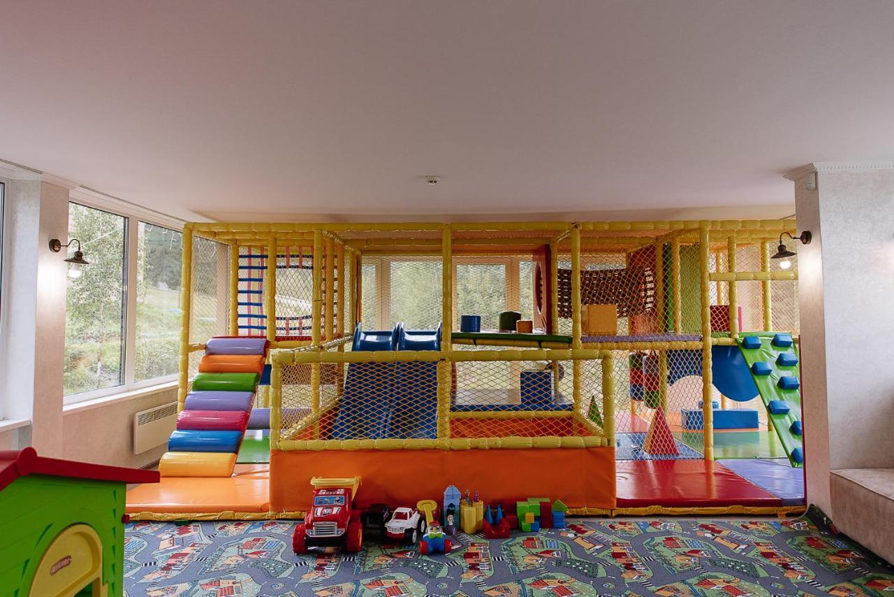 Toga Hotel Яблуниця Екстериор снимка