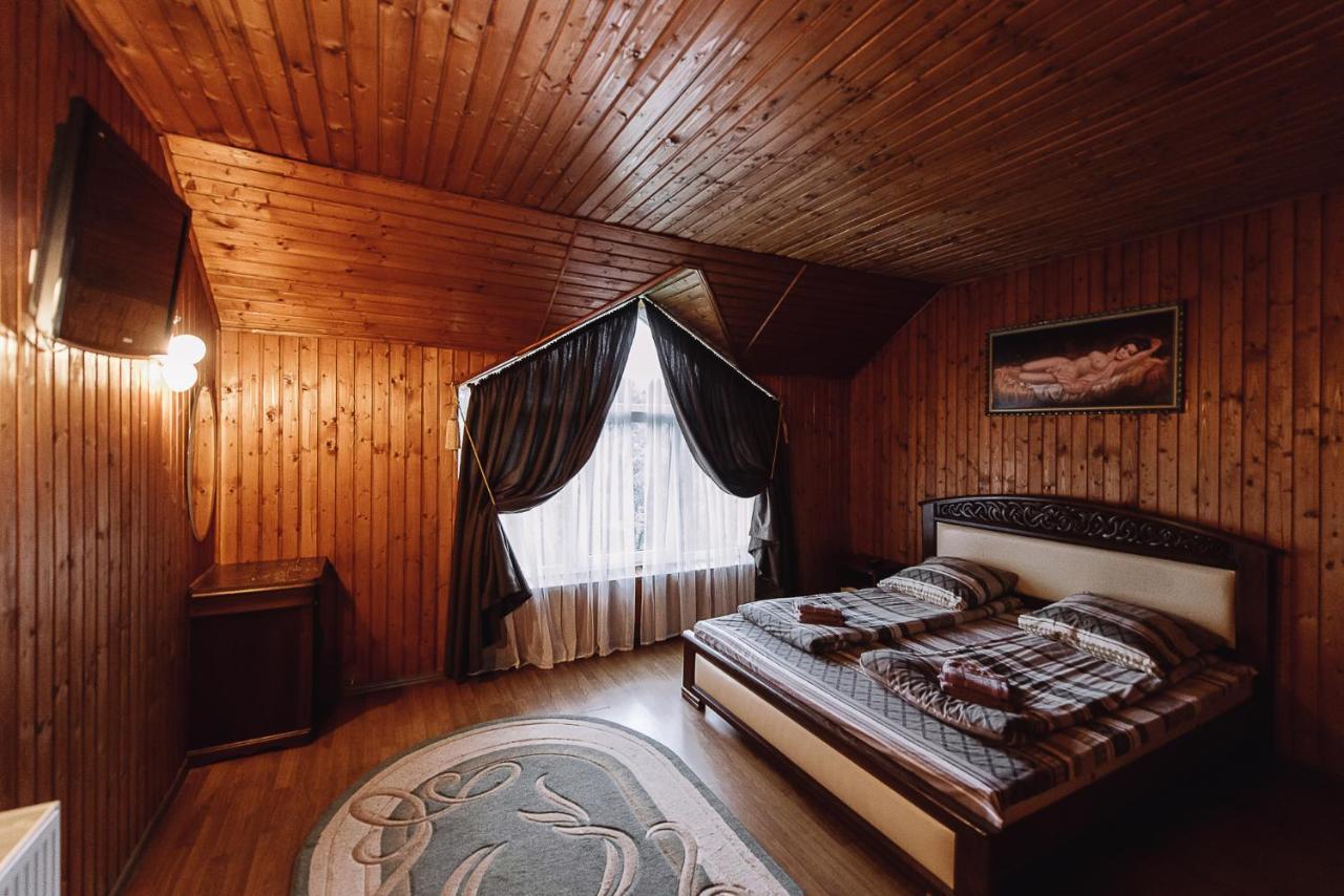 Toga Hotel Яблуниця Екстериор снимка